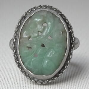 Vintage Sterling Silver 925 Carved Green Jade Oval Ring Rope Border SIZE 7